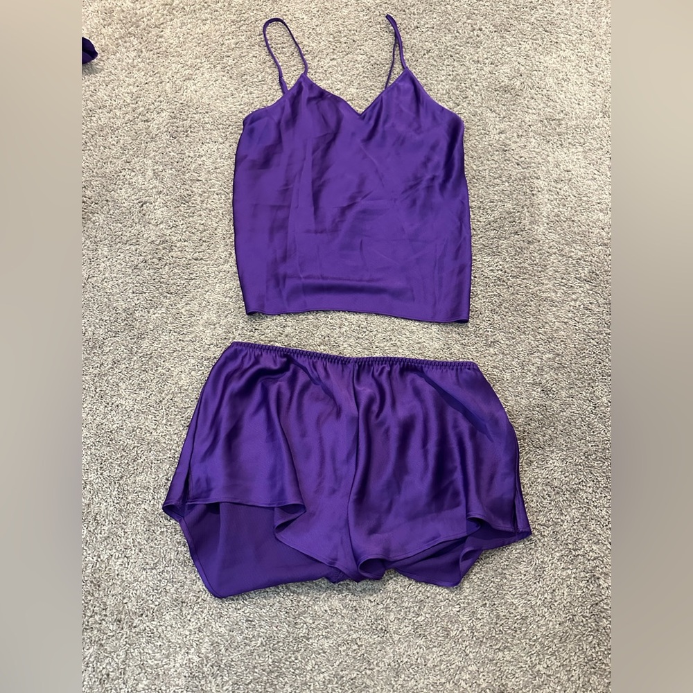 VICTORIA’S SECRET Purple Satin Camisole and Shorts Set. NWOT. SIZE MEDIUM